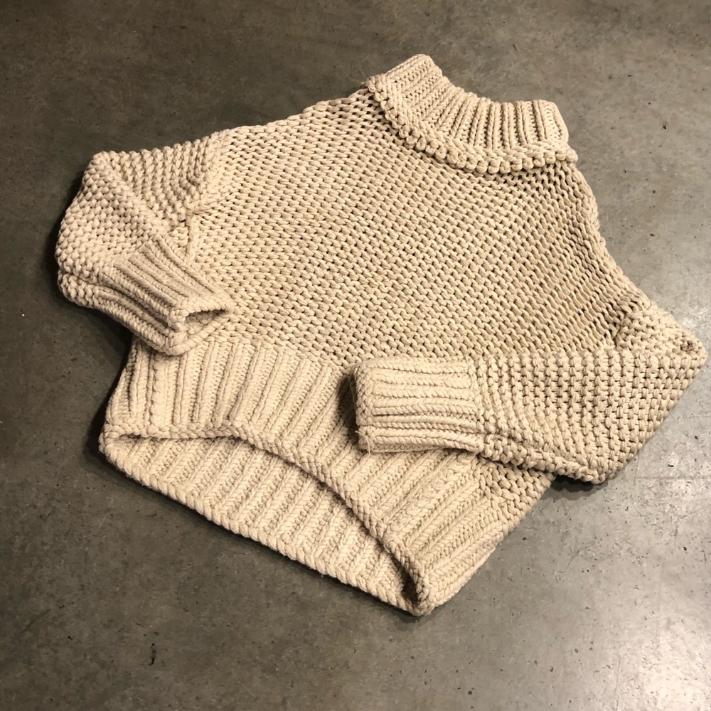 Free People XS Chunky Sweater!! #GF8